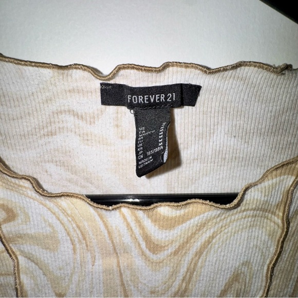 Forever 21 Cream and Tan Swirl Marbled Crop Top - Picture 2 of 6